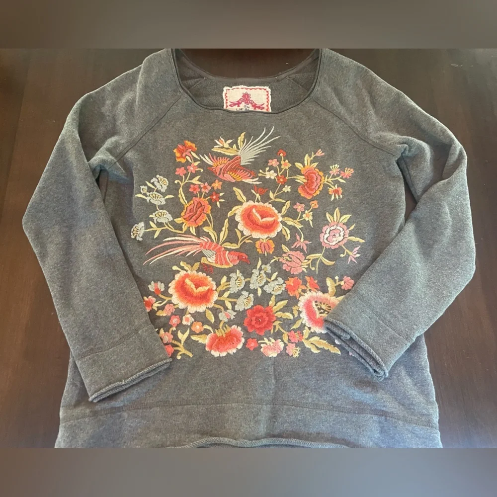Johnny Was Charcoal Top with Vibrant Embroidery Crew - Picture 1 of 6